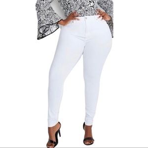Ashley Stewart: White Skinny Jeans. Size:(14)